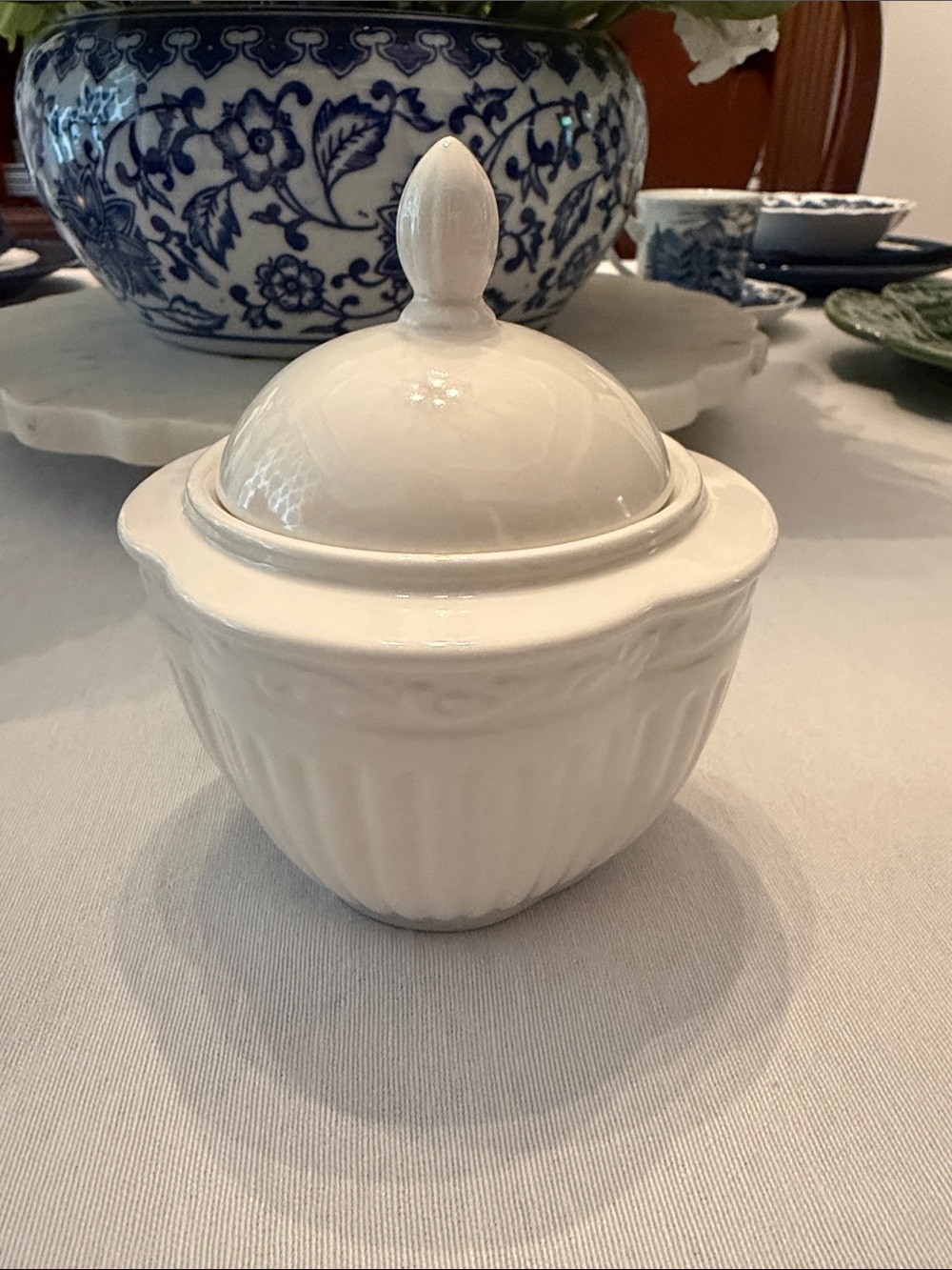 Mikasa Italian Countryside cream colored Lidded Sugar Bowl - Classic Home Dining